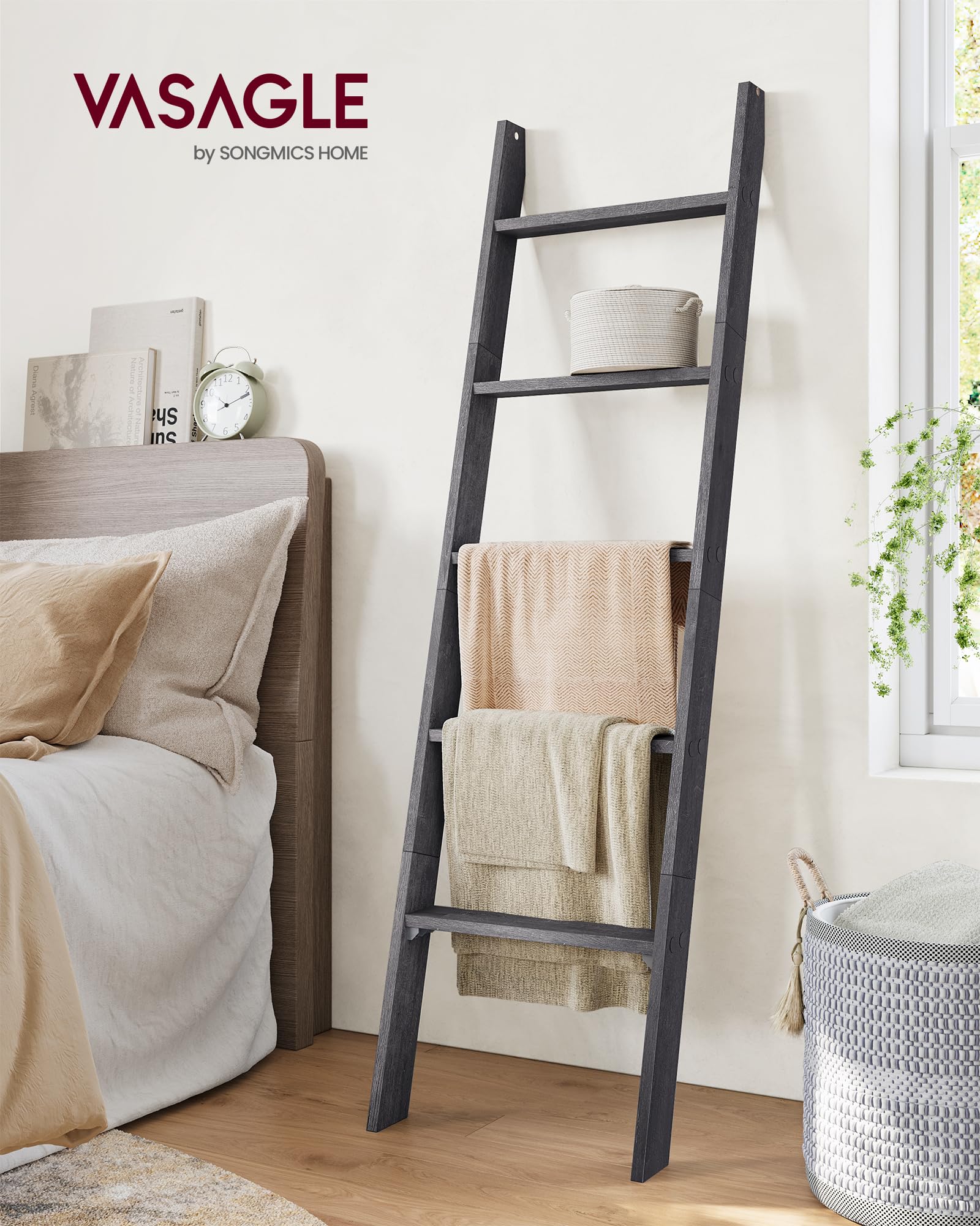 VASAGLE Custos Collection - Blanket Ladder Decorative Farmhouse for the Living Room, 5-Tier Ladder Shelf