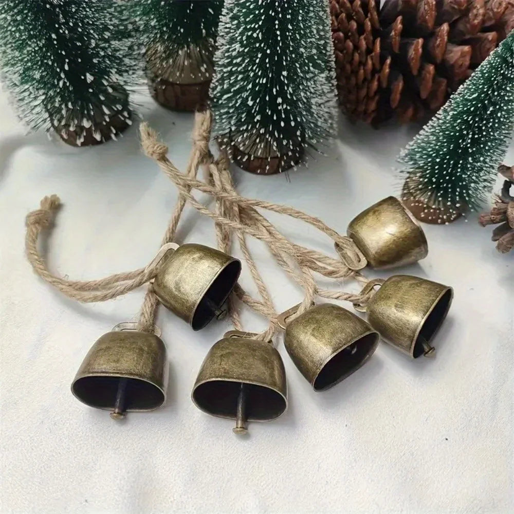 4Pcs Vintage Bell Pendant Rustic Metal Hanging Decorative Bell with Jute Rope Vintage Wind Chimes Wall Hanging Home Decor
