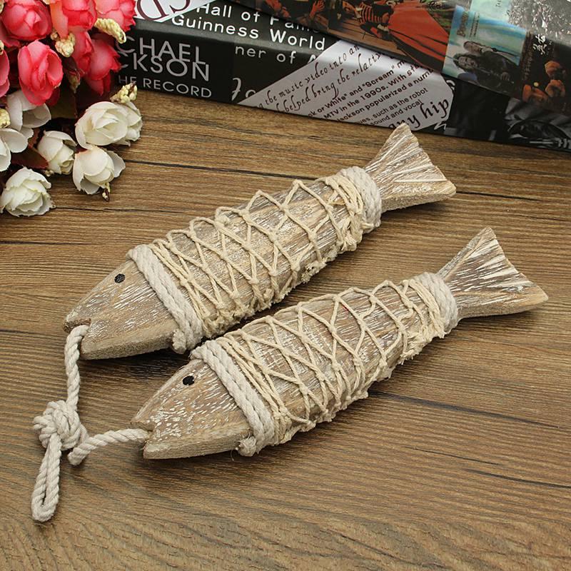 Mediterranean Hanging Wooden Fish Decorated  Style Rustic Coastal Hand Carved Wood Fish Ornaments Wall Sculptures For Home Hanging Decor Style Vintage Home Decoration